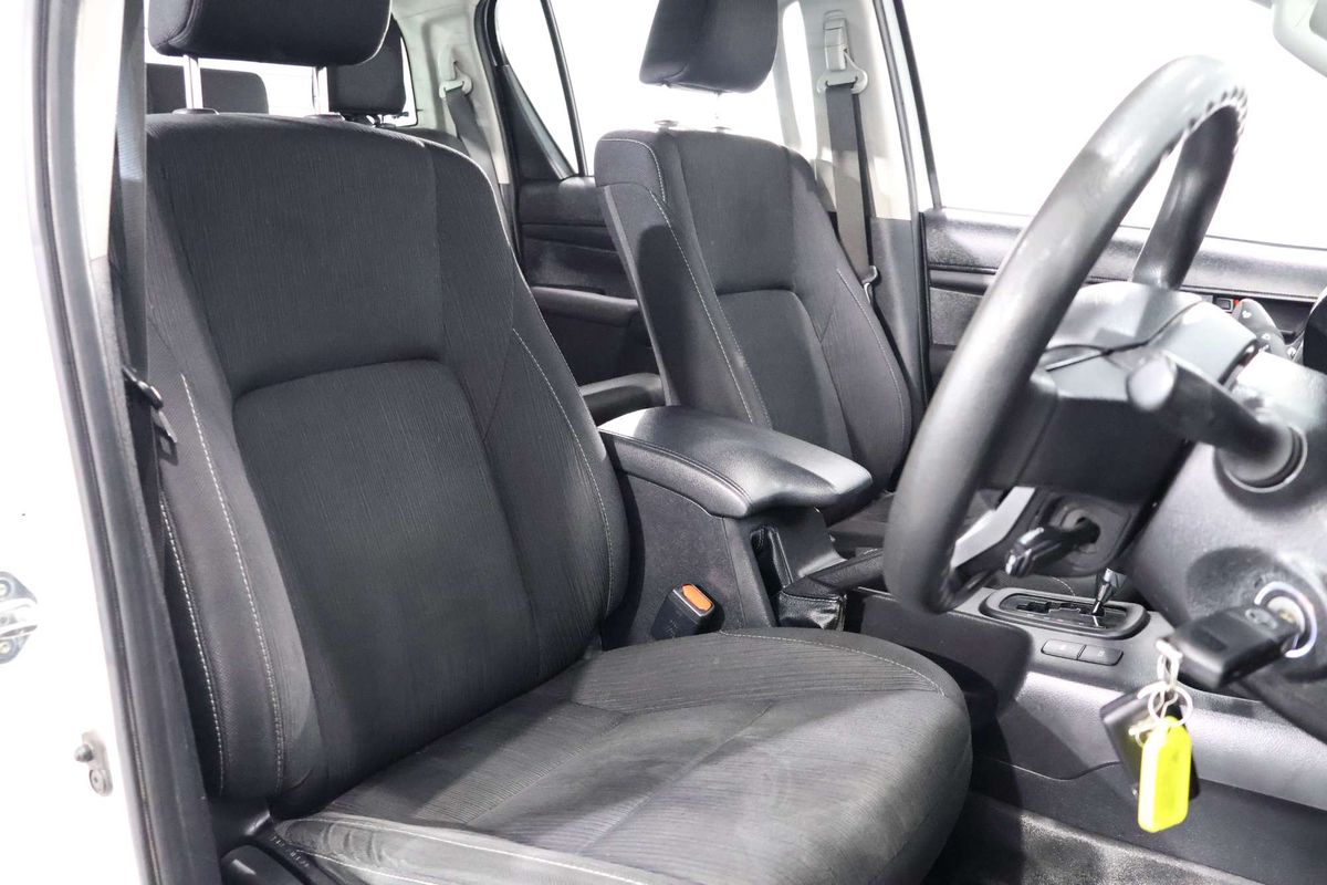 2021 Toyota Hilux SR GUN126R 4X4