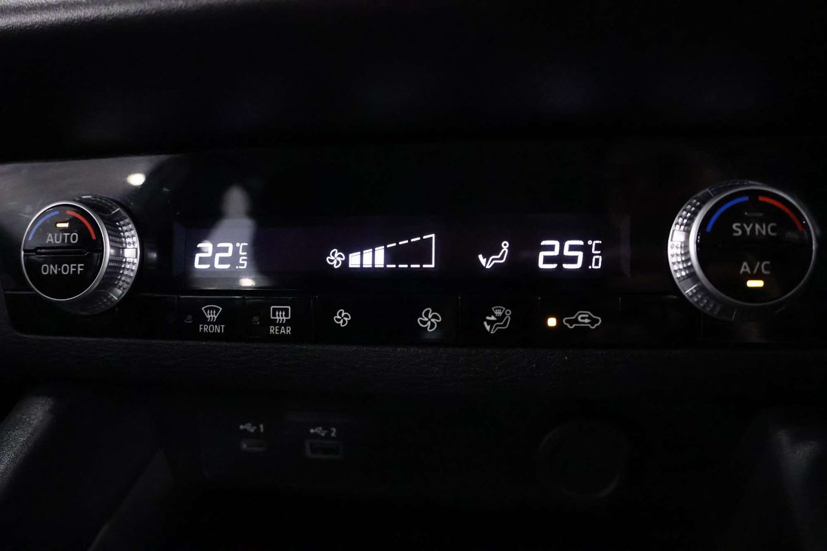 2022 Mitsubishi Outlander ES ZM