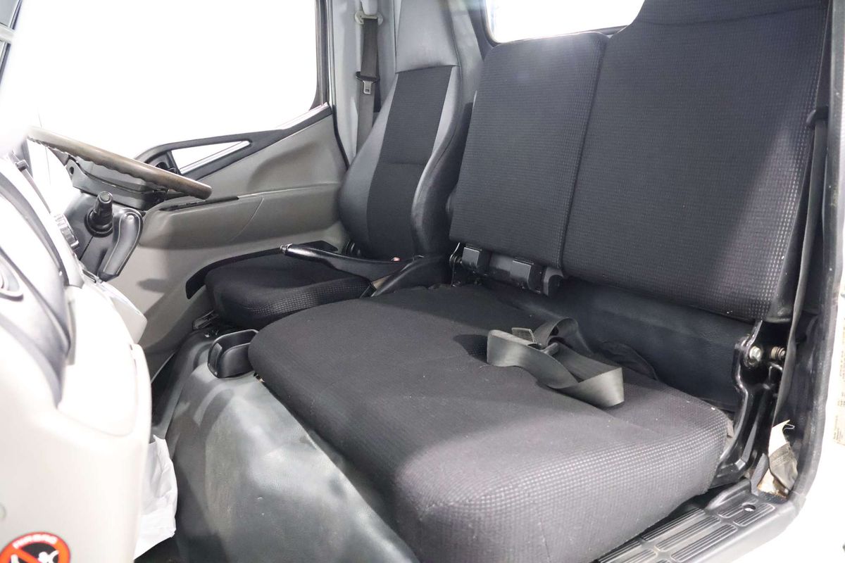 2021 Fuso Canter 515 4x2 MWB