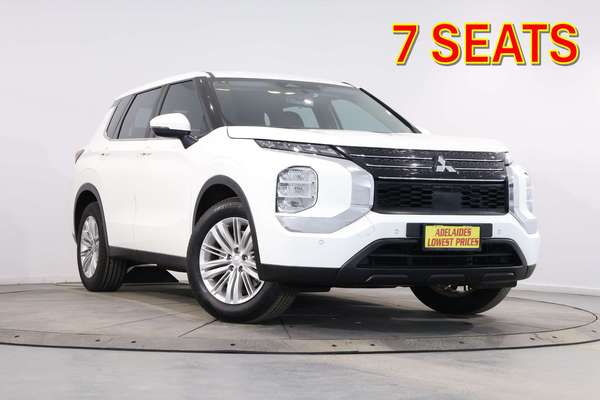 2022 Mitsubishi Outlander ES ZM