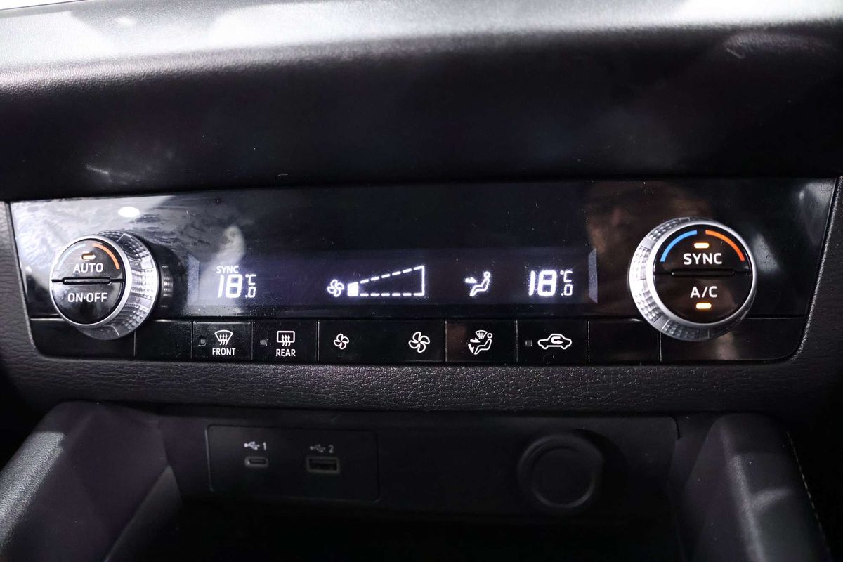 2022 Mitsubishi Outlander ES ZM