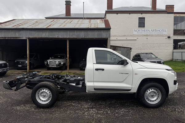 2025 Mitsubishi Triton GLX MV Rear Wheel Drive