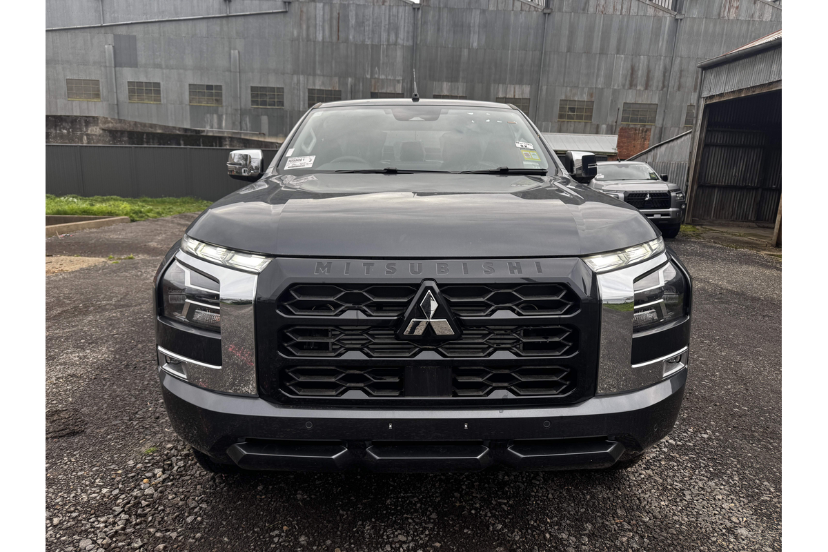 2025 Mitsubishi Triton GLS MV 4X4