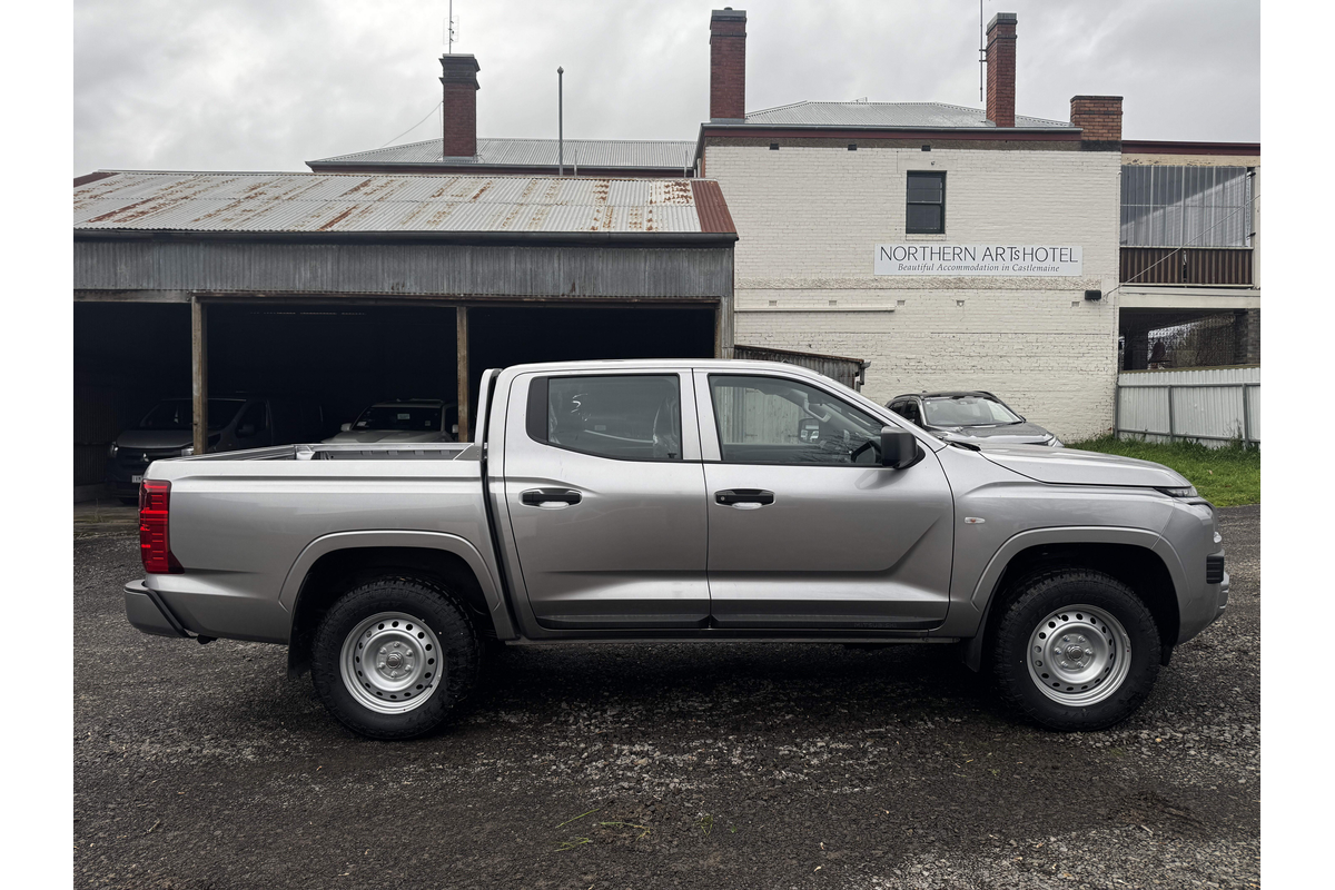 2025 Mitsubishi Triton GLX MV 4X4