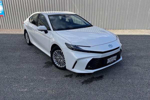 2025 Toyota Camry Ascent Sport AXVH80R