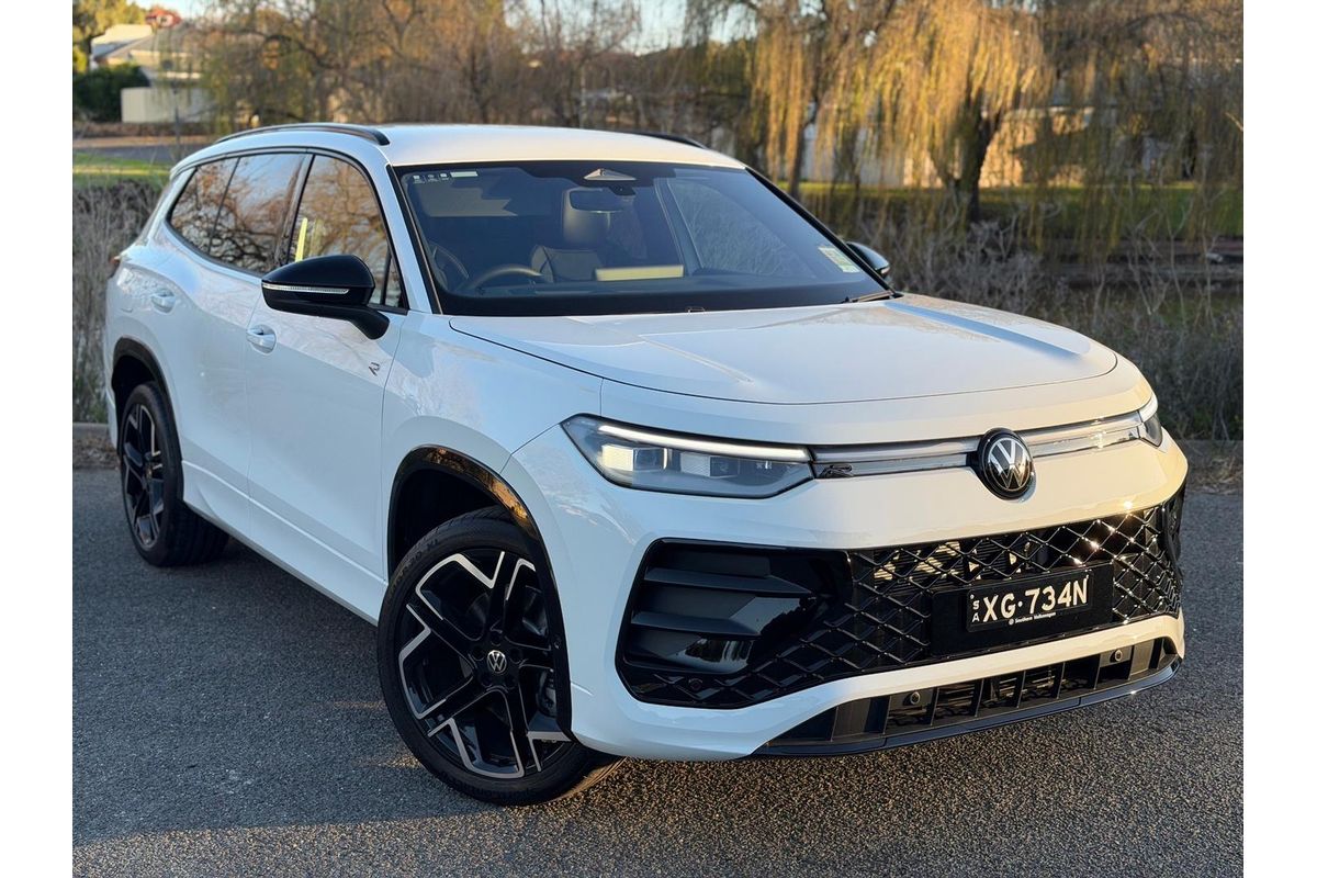 2025 Volkswagen Tayron 195TSI R-Line R4