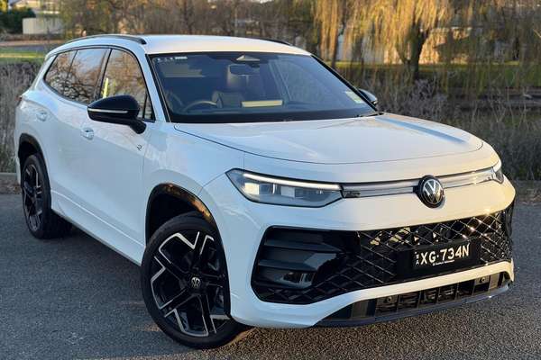 2025 Volkswagen Tayron 195TSI R-Line R4