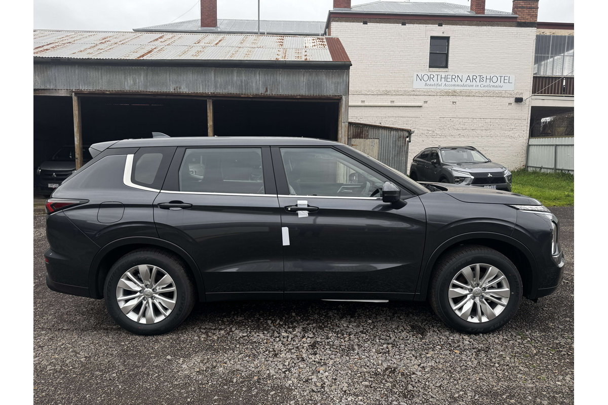 2026 Mitsubishi Outlander ES ZM