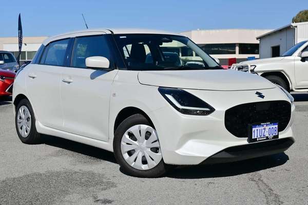 2025 Suzuki Swift Hybrid UZ