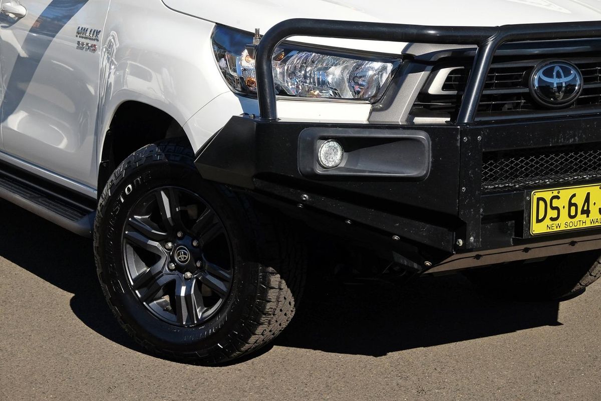 2023 Toyota Hilux SR GUN126R 4X4