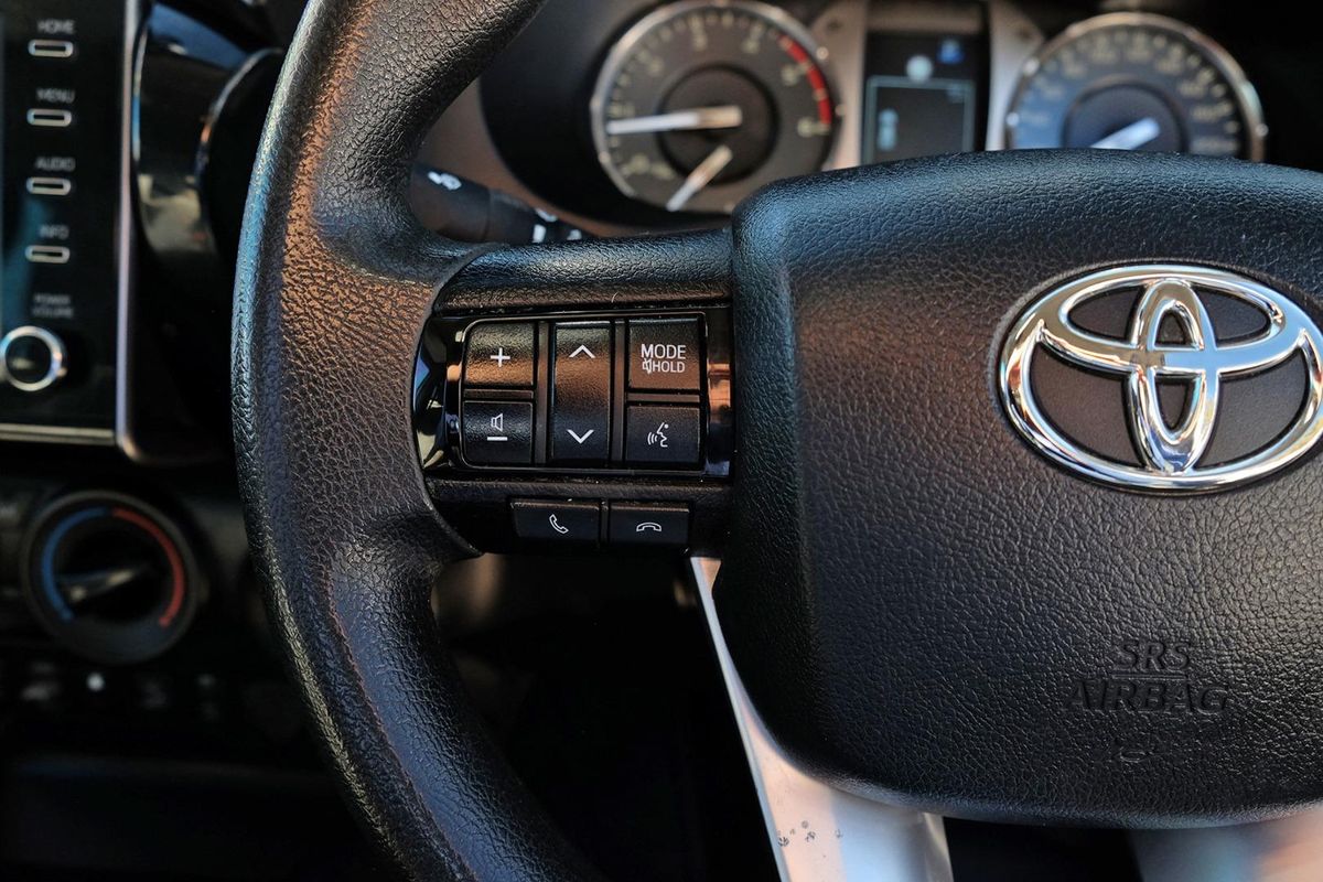 2023 Toyota Hilux SR GUN126R 4X4