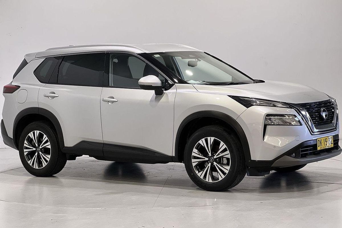 2023 Nissan X-TRAIL ST-L T33