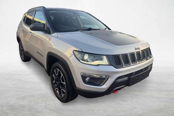 2020 Jeep Compass Trailhawk M6