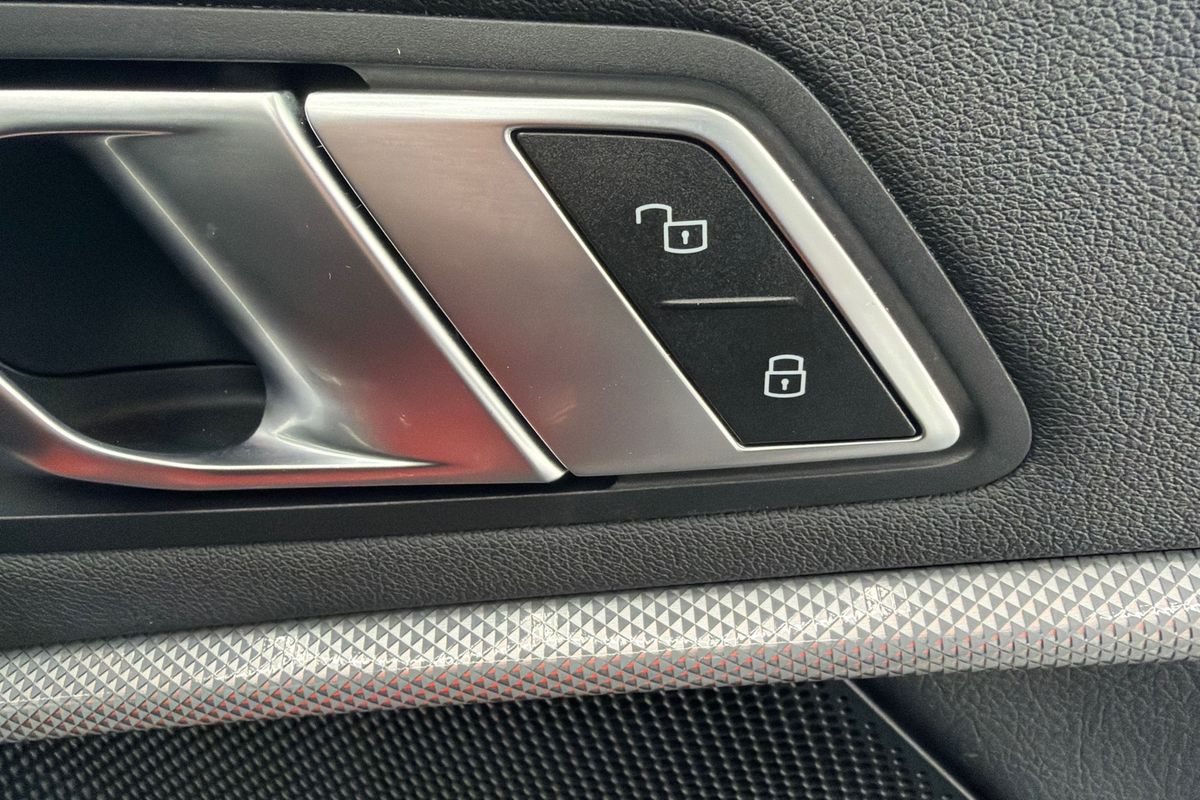 2021 BMW 2 Series 220i M Sport F44
