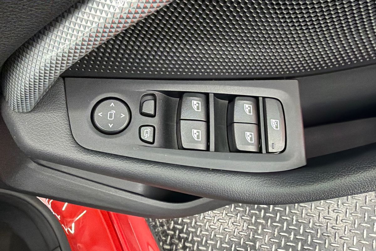 2021 BMW 2 Series 220i M Sport F44