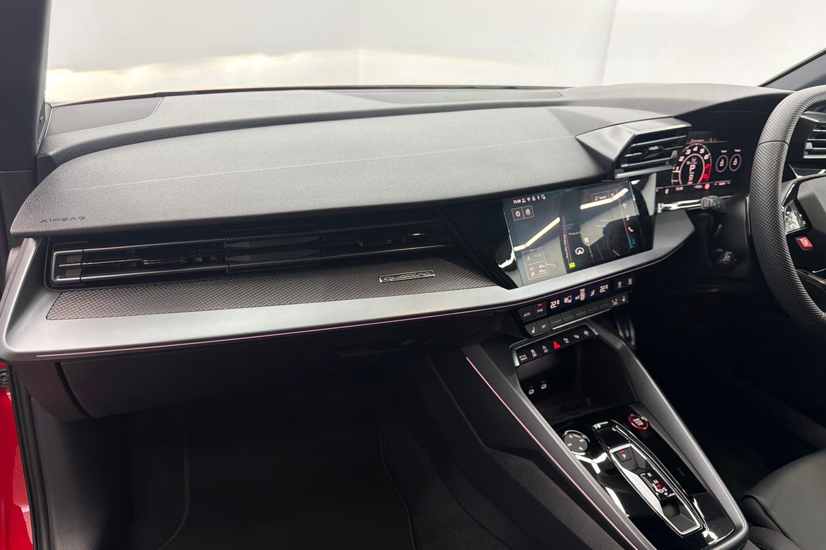 2025 Audi RS3 GY