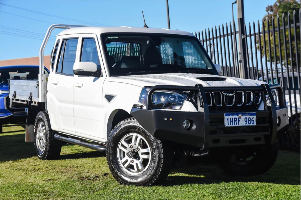 2022 Mahindra PIK-UP S10+ Black mHawk 4X4