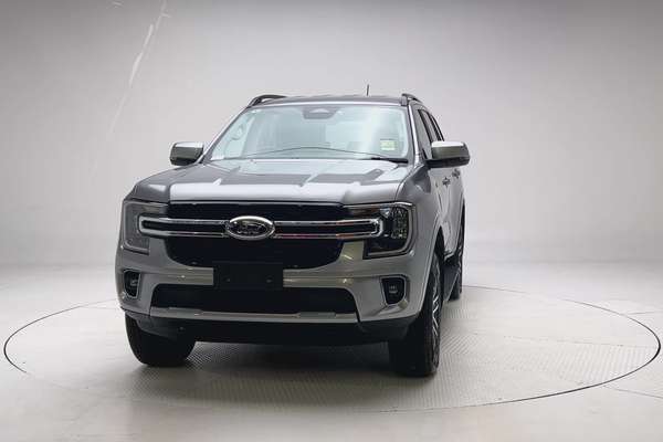 2025 Ford Everest Trend 2.0L thumb-2