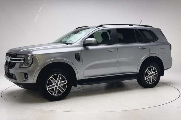 2025 Ford Everest Trend 2.0L thumb-3