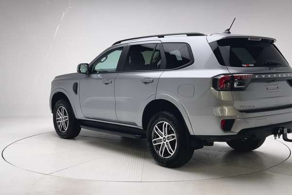2025 Ford Everest Trend 2.0L thumb-5