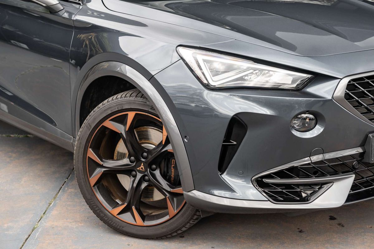 2024 CUPRA Formentor VZx KM