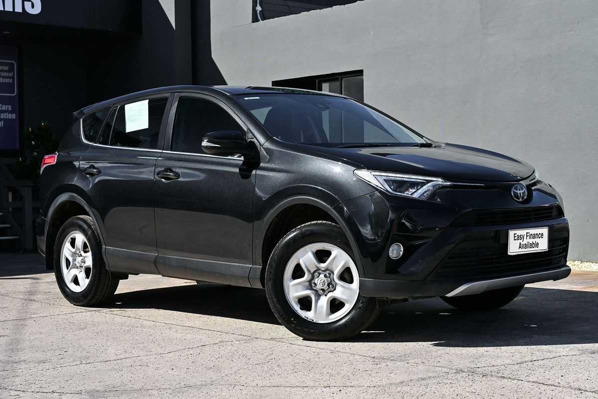 2018 Toyota RAV4 GX ZSA42R