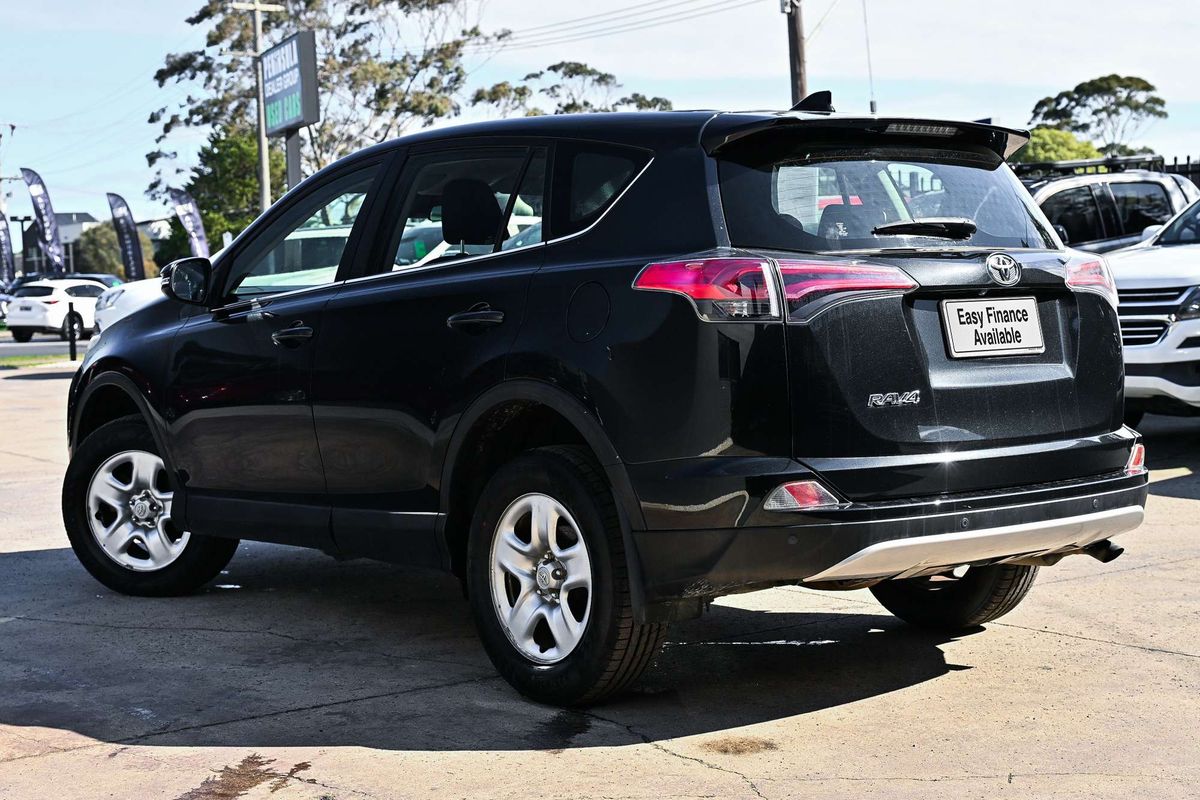 2018 Toyota RAV4 GX ZSA42R