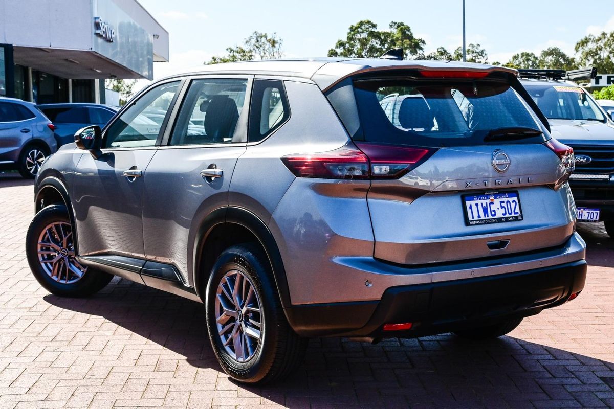 2026 Nissan X-TRAIL ST T33