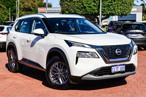 2025 Nissan X-TRAIL ST T33