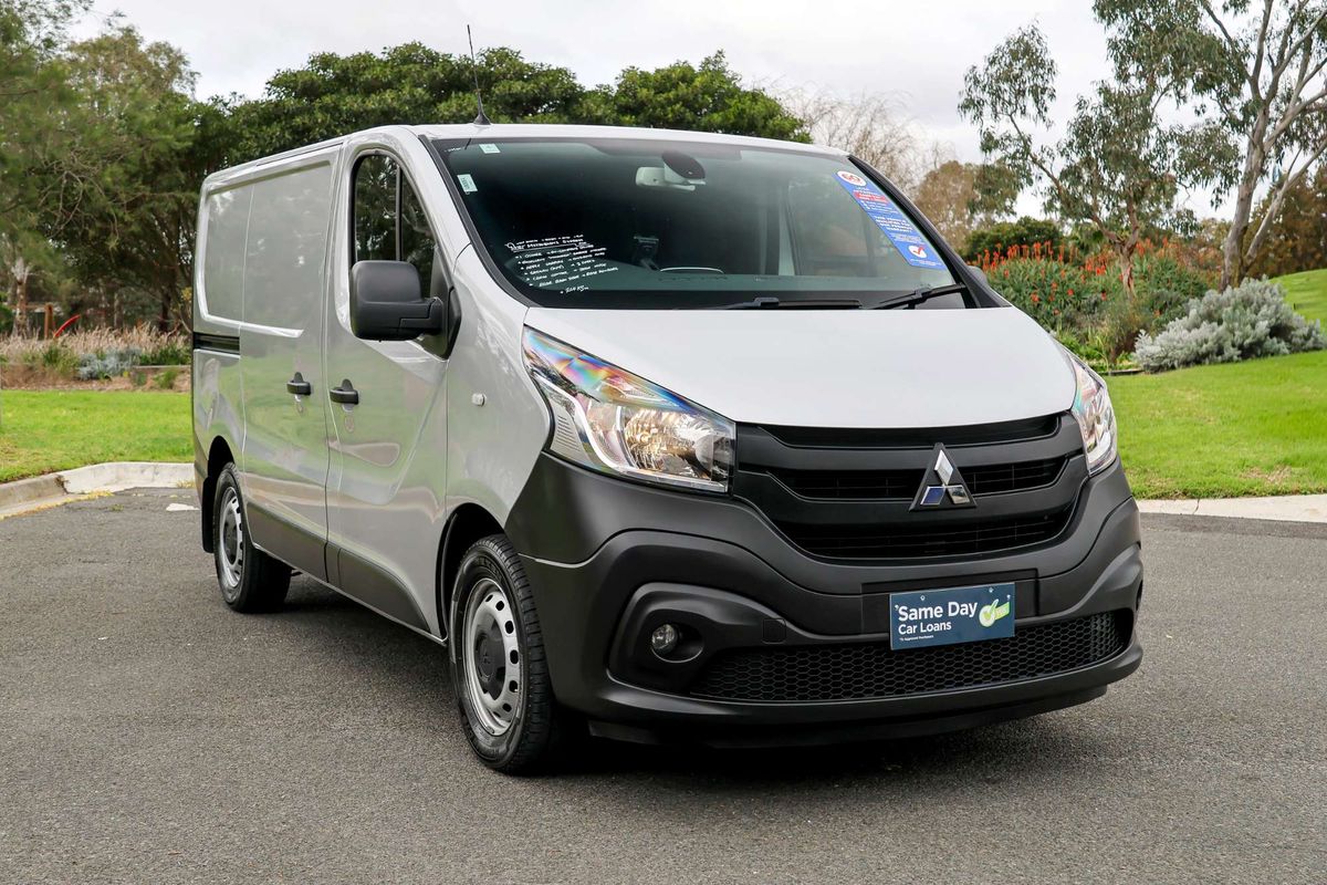 2021 Mitsubishi Express GLX SN SWB image 6