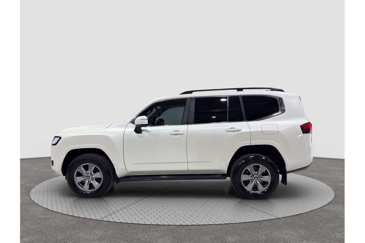 2023 Toyota Landcruiser VX FJA300R image 7