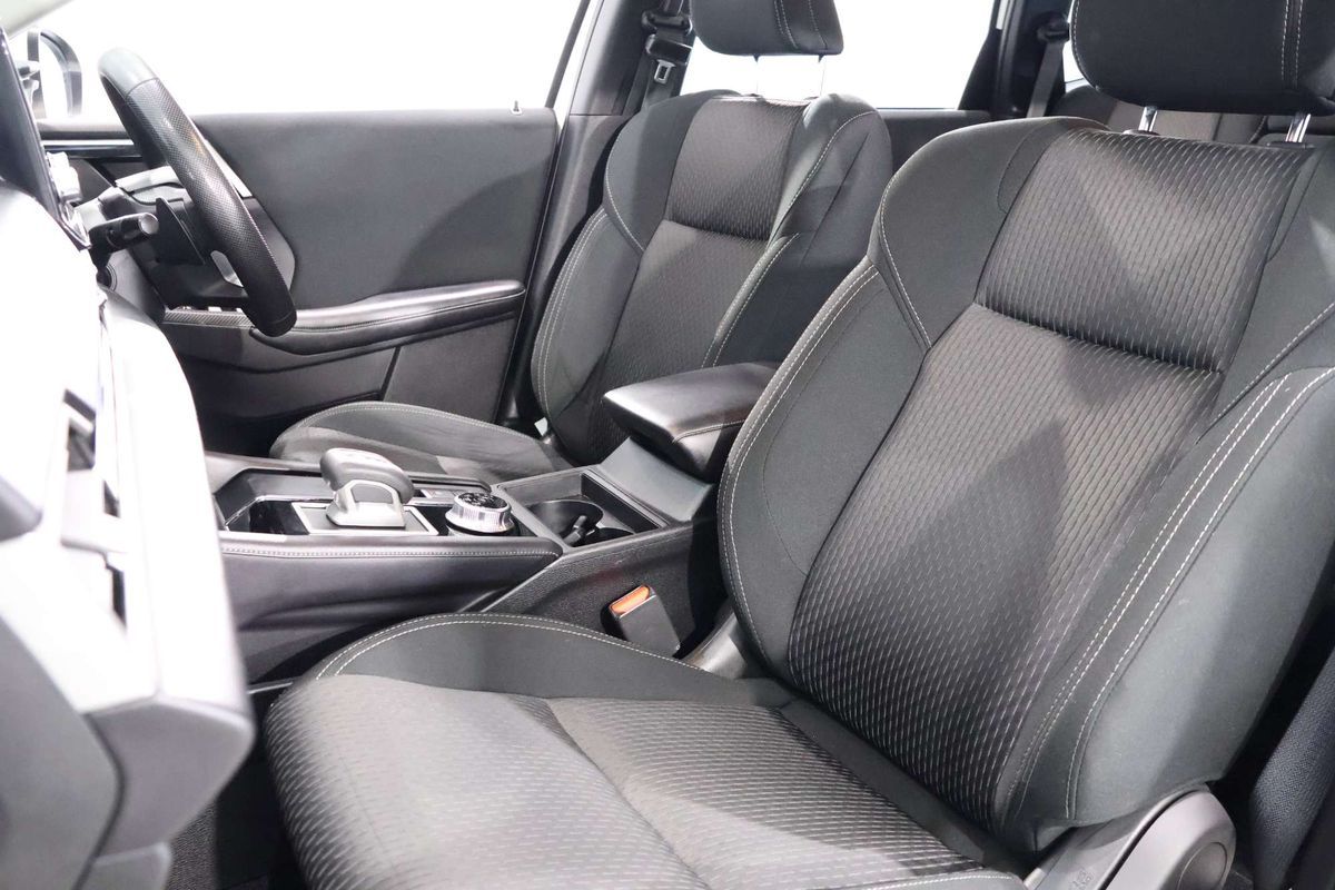 2022 Mitsubishi Outlander ES ZM