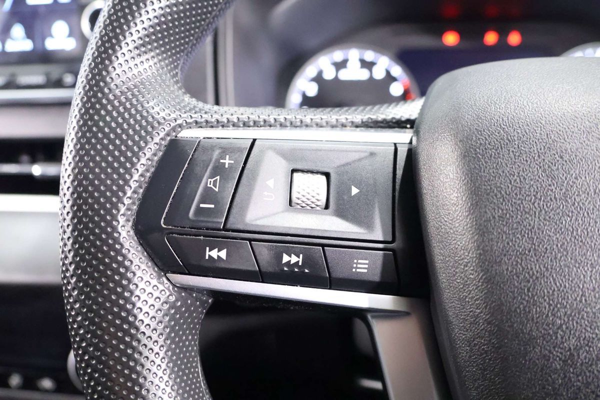 2022 Mitsubishi Outlander ES ZM