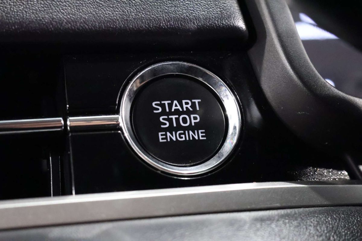 2022 Mitsubishi Outlander ES ZM