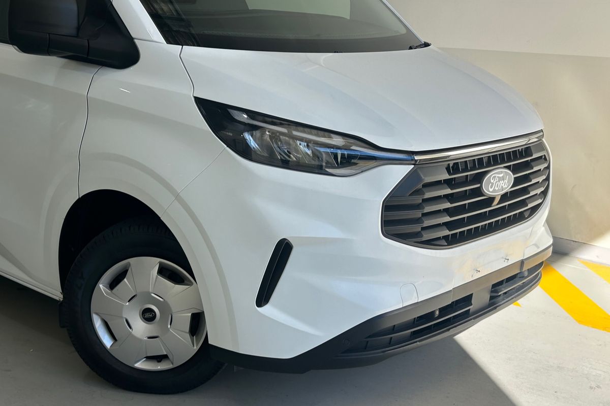 2023 Ford Transit Custom Trend 320S AV SWB Low Roof