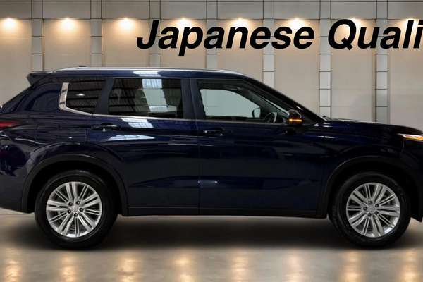 2024 Mitsubishi Outlander LS ZM