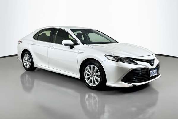 2018 Toyota Camry Ascent AXVH71R