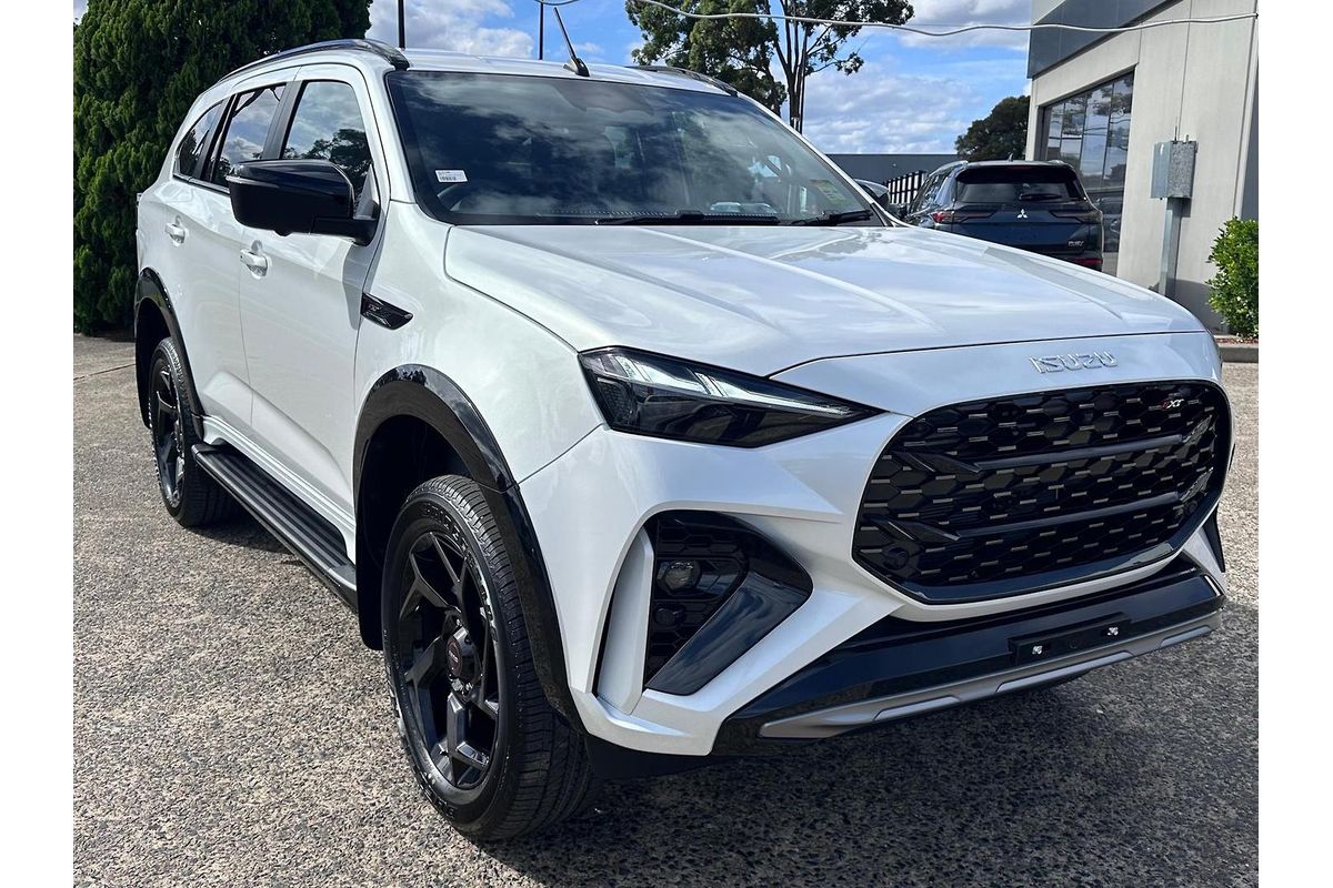 2026 Isuzu MU-X X-TERRAIN