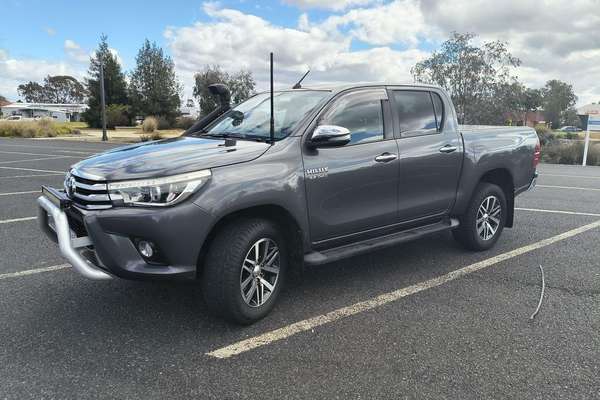 2015 Toyota Hilux SR5 GUN126R 4X4