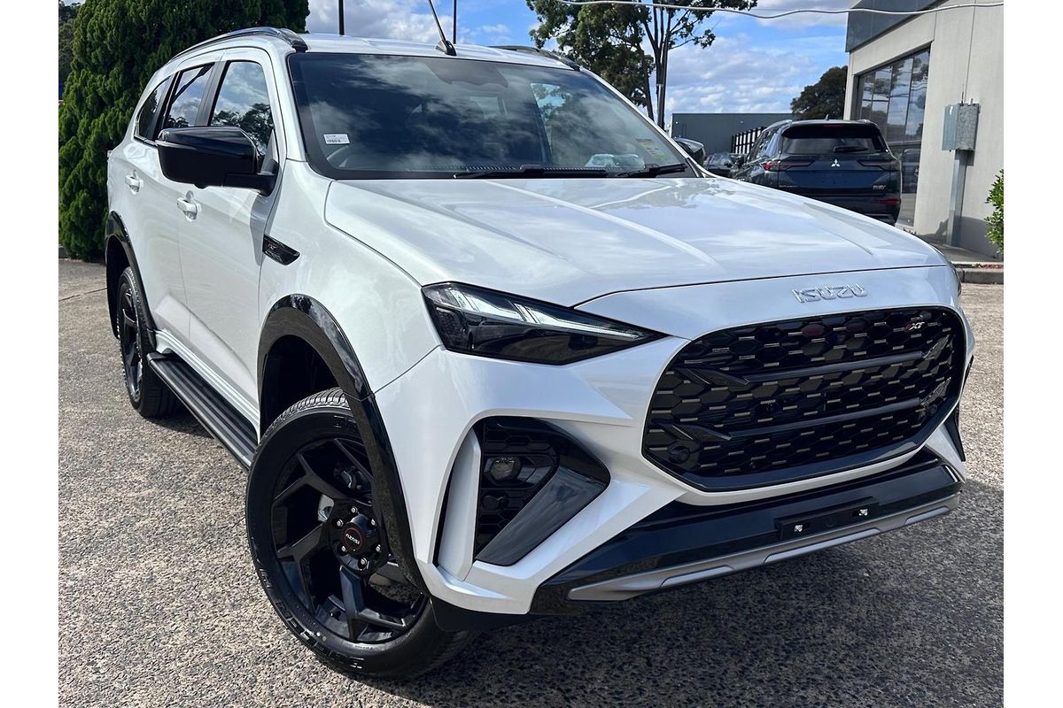 2026 Isuzu MU-X X-TERRAIN