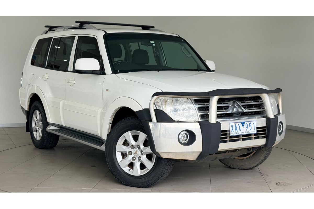 2009 Mitsubishi Pajero GLS NT