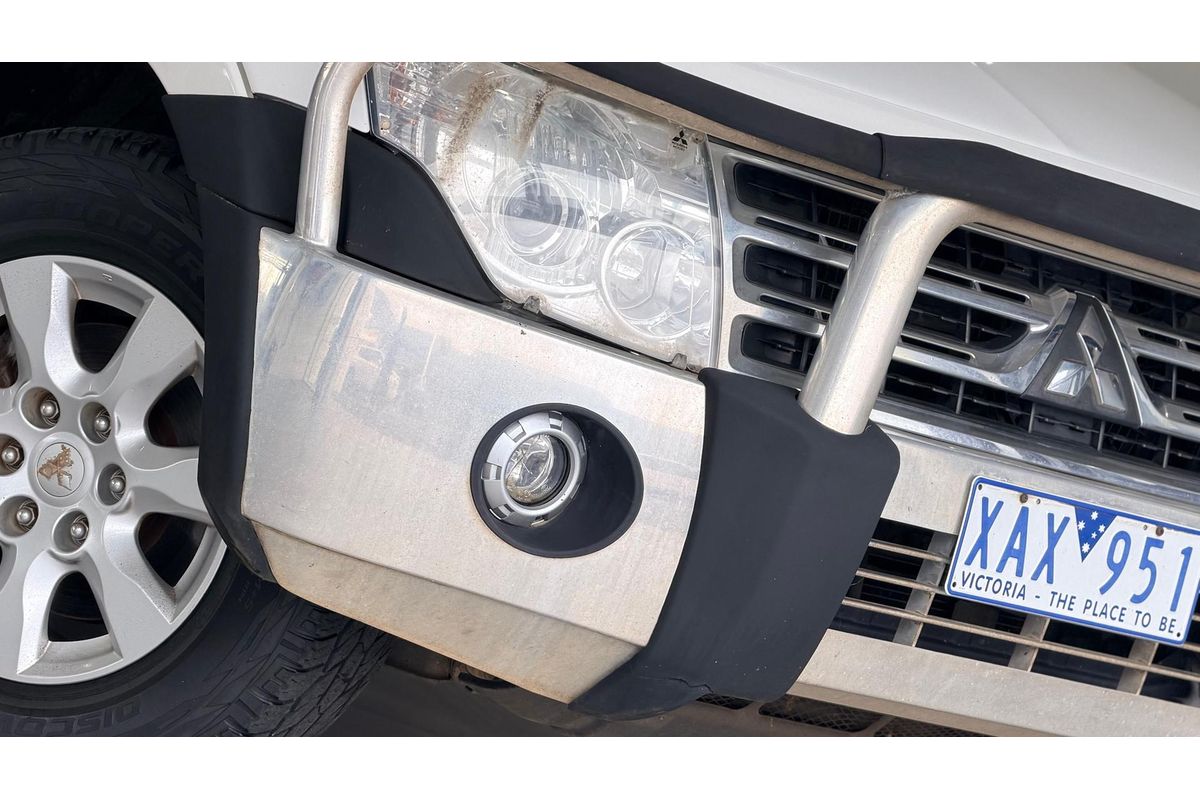 2009 Mitsubishi Pajero GLS NT