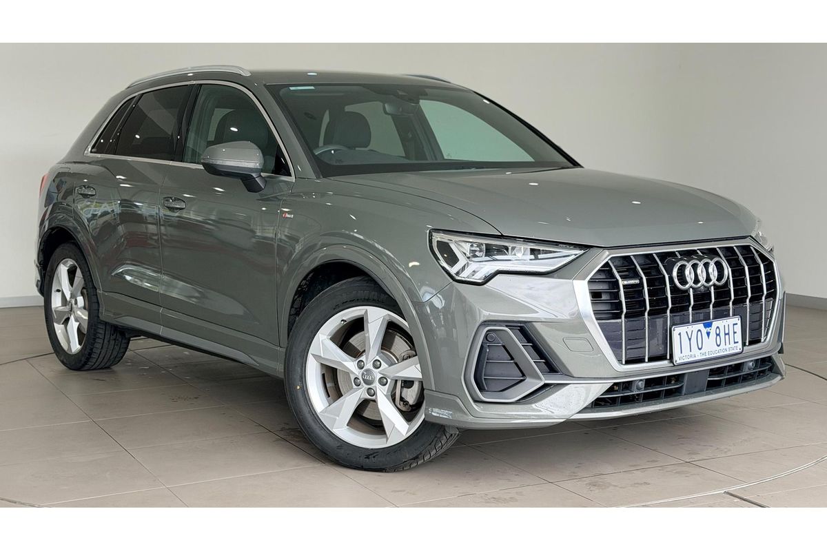 2020 Audi Q3 40 TFSI S line F3