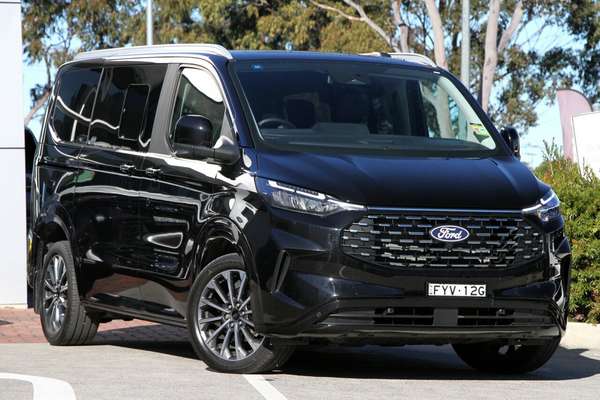 2025 Ford Tourneo Titanium X AV SWB