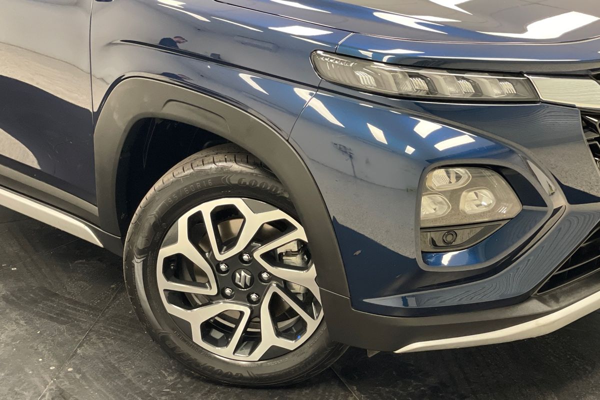 2025 Suzuki Fronx Hybrid KW