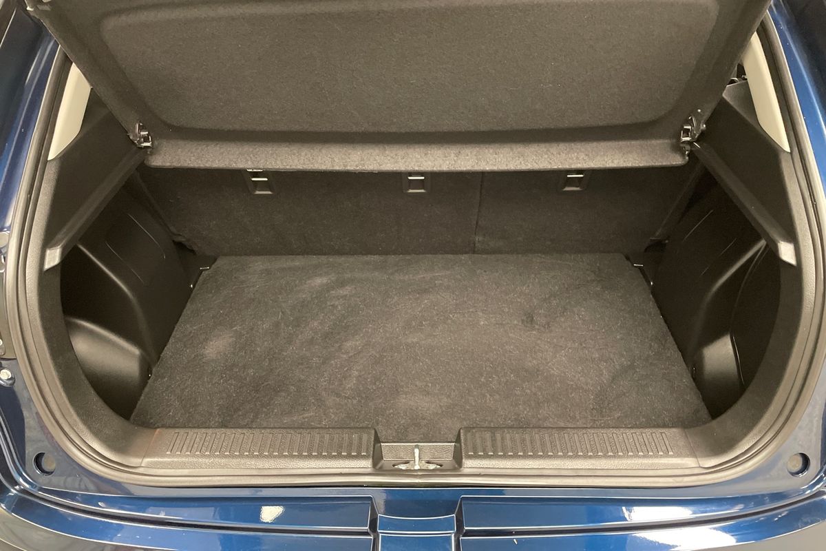 2025 Suzuki Fronx Hybrid KW
