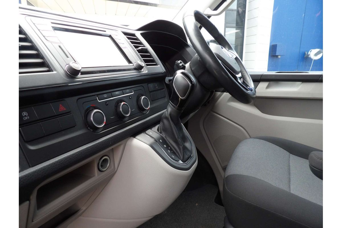 2015 Volkswagen Transporter TDI400 T6 LWB image 12
