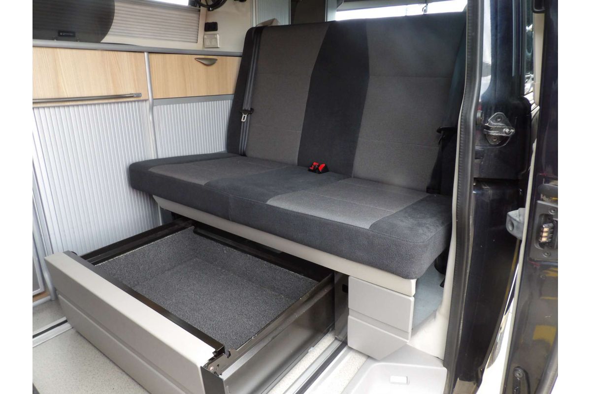 2015 Volkswagen Transporter TDI400 T6 LWB image 22