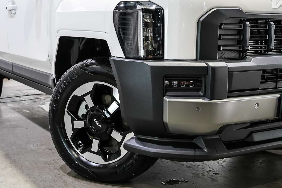 2025 Kia Tasman SX+