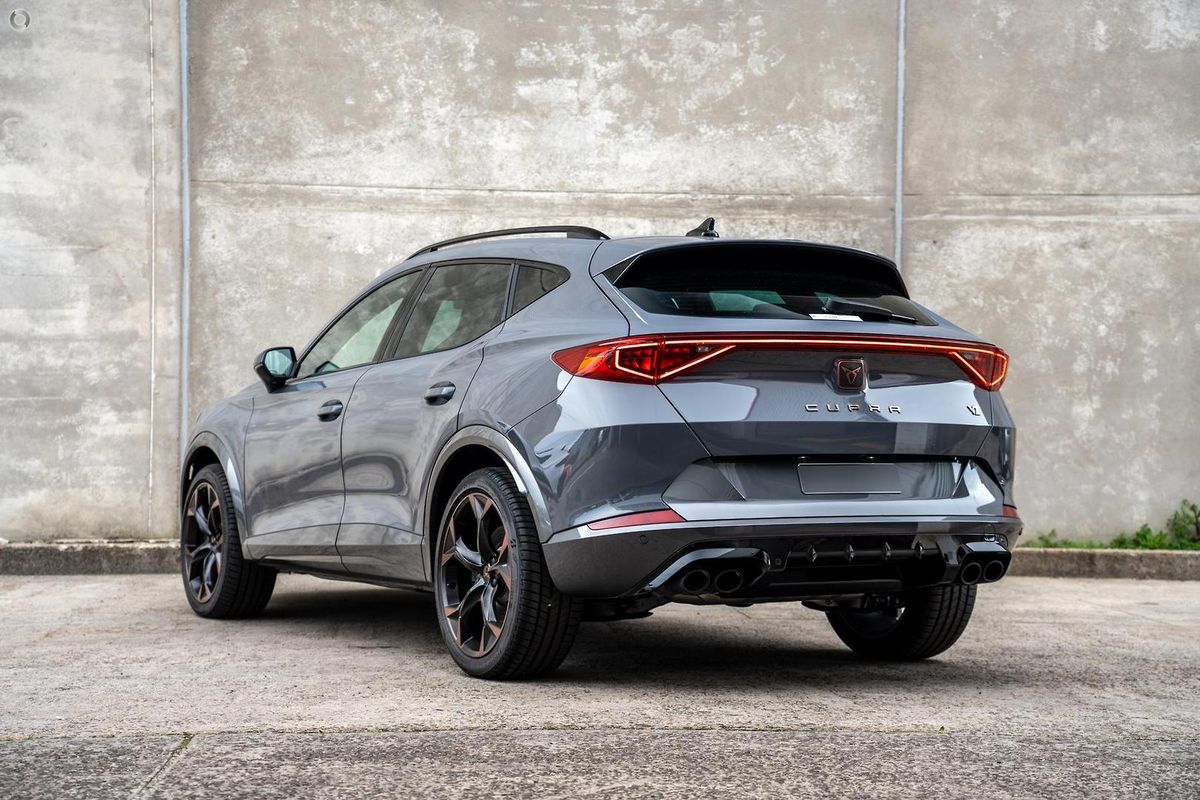 2024 CUPRA Formentor VZx KM